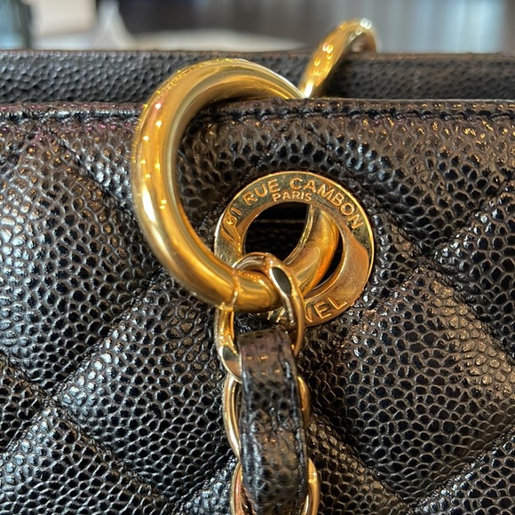 CHANEL GST CAVIAR TOTE - Picture 3 of 13